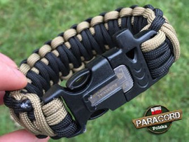 Bransoleta z Paracordu typ "King Cobra" na klamrze z wbudowanym gwizdkiem, krzesiwem i blachą, Kolor "Black - Coyote Brown"