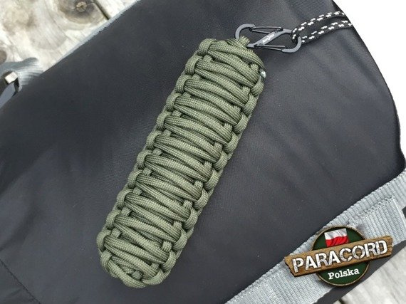 Brelok survivalowy z Paracordu 550 o splocie "Royal Cobra", kolor "Army Green" z metalową szeklą Nite Ize S-BINER
