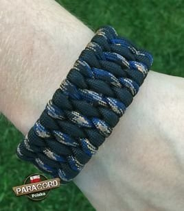 Bransoleta survivalowa z Paracordu typ "Extreme", z wplecioną metalową regulowaną szeklą, kolor: "Black - Survival Pax Camo"