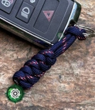 Zipper-Pull z paracordu o splocie "Emperor's Wild" Idealny brelok do kluczy