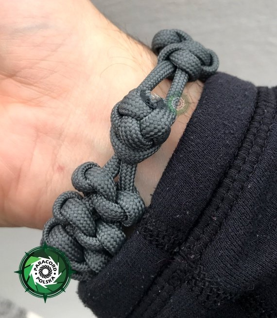 Bransoleta z Paracordu typ "Emparior", kolor: "Gun Metal"