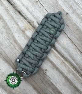 Brelok survivalowy z Paracordu 550 o splocie "King Cobra", kolor "Gun metal"