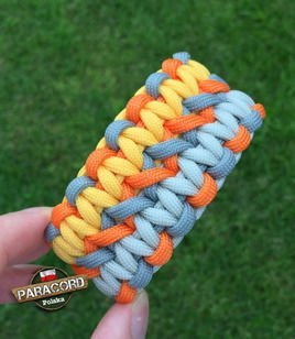 Bransoleta z Paracordu typ "Advanced X-Cobra" na klamrze typu: Fastex 20 mm