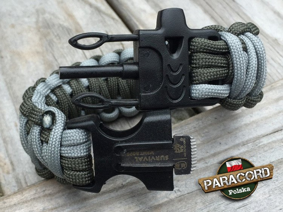 Bransoleta z Paracordu typ "King Cobra" na klamrze z wbudowanym gwizdkiem, krzesiwem i blachą, Kolor "Neutral Grey - Army Green"