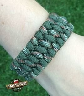 Bransoleta survivalowa z Paracordu typ "Extreme", z wplecioną metalową regulowaną szeklą, kolor: "Army green - Army green camo"