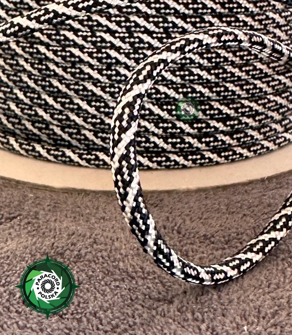 Paracord 550 Typ III, kolor: Black White Roller - linka spadochronowa z siedmioma rdzeniami