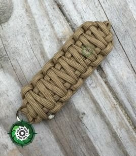 Brelok survivalowy z Paracordu 550 o splocie "King Cobra", kolor "Brown"