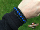 Bransoleta z Paracordu typ "Cobra Thin Blue Line" z wplecioną plastikową klamrą