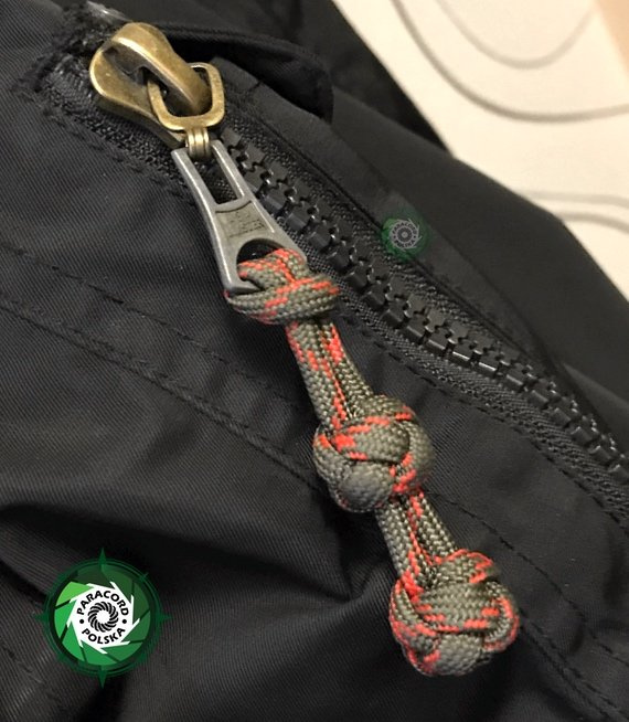 Paracord Zipper-Pull o splocie "Double Diamond" długość 60-65 mm. Idealny brelok do kluczy