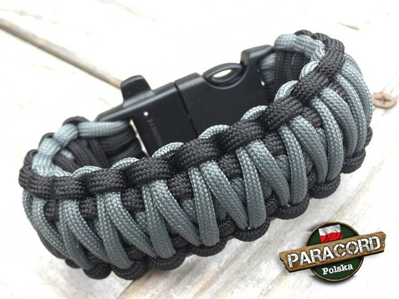 Bransoleta z Paracordu typ "King Cobra" na klamrze z wbudowanym gwizdkiem, krzesiwem i blachą, Kolor "Black - Gun Metal"