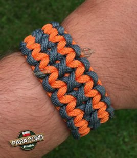 Bransoleta z Paracordu typ "X-Cobra" na klamrze z wbudowanym gwizdkiem, krzesiwem i blachą, Kolor "Gun metal - Orange yellow"