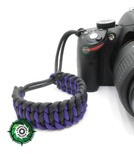 Pasek z oryginalnego Paracordu typ III 550 o siedmiu rdzeniach do aparatu, kamery, lornetki, dalomierza, typ splotu "Salomon", kolor "Purple - Black"
