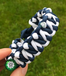 Bransoleta z Paracordu typ "Tesla", kolor: "White - Dark Blue"