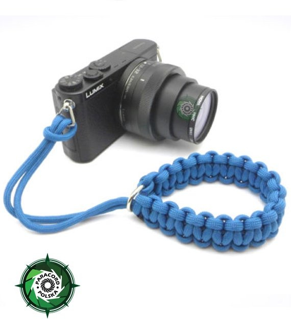 Pasek z oryginalnego Paracordu typ III 550 o siedmiu rdzeniach do aparatu, kamery, lornetki, dalomierza, typ splotu "Cobra", kolor "Blue"