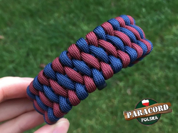 Bransoleta survivalowa z Paracordu typ "Extreme", z wplecioną metalową regulowaną szeklą, kolor: "Dark red - Dark blue"