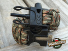 Bransoleta z Paracordu typ "King Cobra" na klamrze z wbudowanym gwizdkiem, krzesiwem i blachą, Kolor "Army Green Camo"