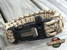 Bransoleta z Paracordu typ "King Cobra" na klamrze z wbudowanym gwizdkiem, krzesiwem i blachą, Kolor "Desert Camo"