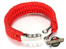 Bransoleta survivalowa z Paracordu typ "Extreme", z wplecioną metalową regulowaną szeklą, kolor "Red"