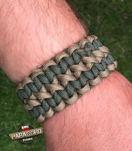 Bransoleta z Paracordu typ "X-Cobra" na klamrze z wbudowanym gwizdkiem, krzesiwem i blachą, Kolor "Coyote brown - Army green"