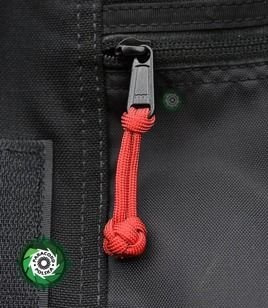 Paracord Zipper-Pull o splocie "Diamond" długość 60-65 mm.