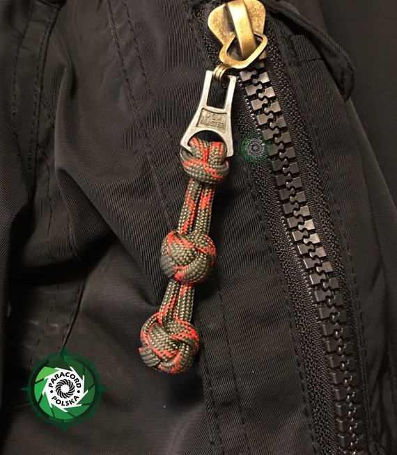 Paracord Zipper-Pull o splocie "Double Diamond" długość 60-65 mm. Idealny brelok do kluczy