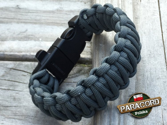 Bransoleta z Paracordu typ "King Cobra" na klamrze z wbudowanym gwizdkiem, krzesiwem i blachą, Kolor "Gun Metal"