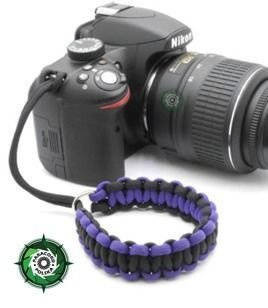 Pasek z oryginalnego Paracordu typ III 550 o siedmiu rdzeniach do aparatu, kamery, lornetki, dalomierza, typ splotu "Cobra", kolor "Black - purple"