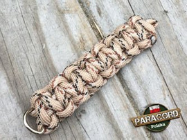 Brelok survivalowy z Paracordu 550 o splocie "Cobra", kolor "Desert camo"