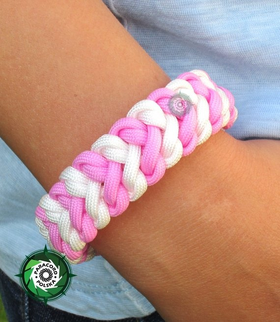 Bransoleta survivalowa z Paracordu typ "Snake Belly v.2" z wplecioną metalową regulowaną szeklą