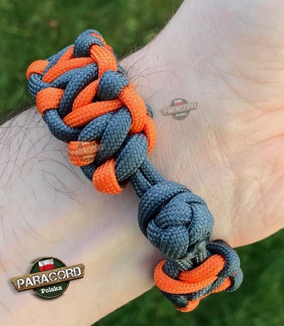Bransoleta z Paracordu typ "Tesla", kolor: "Gun Metal - Orange Yellow"