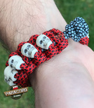 Bransoleta z Paracordu typ "Cobra Globe", z wplecionymi czaszkami, kolor: "Red Diamonds - Crystal Blue"