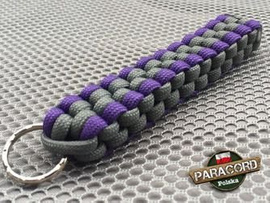Brelok survivalowy z Paracordu 550 o splocie "Royal Box Knot", kolor: "Gun metal - Purple"