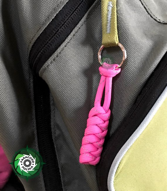 Zipper-Pull z paracordu o splocie "Emperor's Wild" długość 60-65 mm. Idealny brelok do kluczy