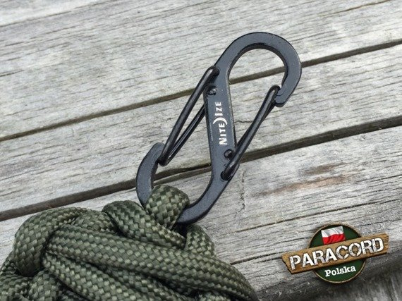 Brelok survivalowy z Paracordu 550 o splocie "Royal Cobra", kolor "Army Green" z metalową szeklą Nite Ize S-BINER