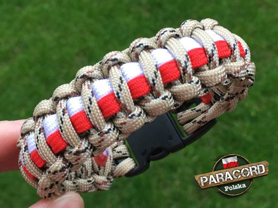 Bransoleta z Paracordu typ "Cobra Patriotyczna - Desert Camo" z wplecioną plastikową klamrą