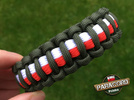 Bransoleta z Paracordu typ "Cobra Patriotyczna - Army Green" z wplecioną plastikową klamrą